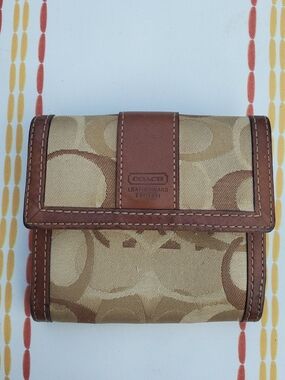 Coach Tan and Brown Signature Canvas Tri-Fold Wallet Vintage Y2K GUC